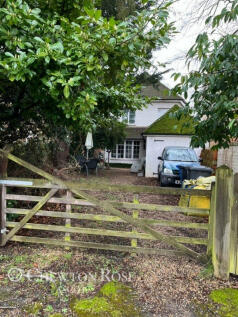 The Avenue, Ascot 3 bed detached house for sale