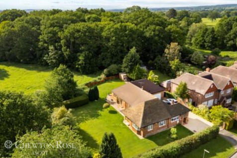 Chobham Road, Woking 4 bed detached house for sale