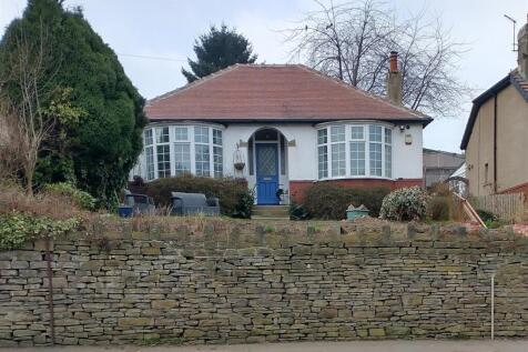 Penistone Road, Waterloo... 2 bed detached bungalow for sale