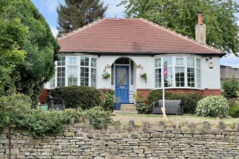 Penistone Road, Waterloo... 2 bed detached bungalow for sale