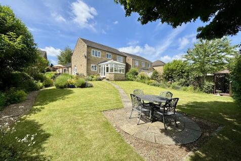 Helted Way, Almondbury, Huddersfield... 4 bed detached house for sale