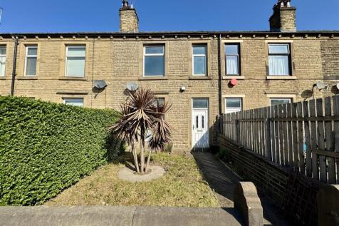 Leeds Road, Huddersfield, HD2 1XT 3 bed terraced house for sale