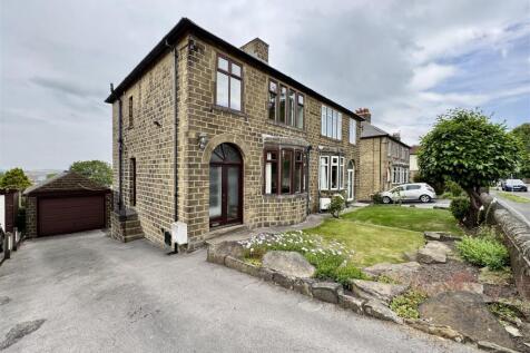 Dryclough Road, Crosland Moor... 3 bed semi