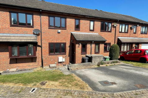Ings Mill Drive, Clayton West 2 bed terraced house for sale