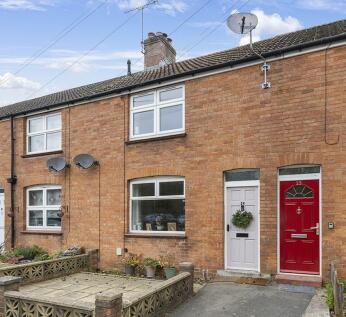 2 bedroom terraced house for sale