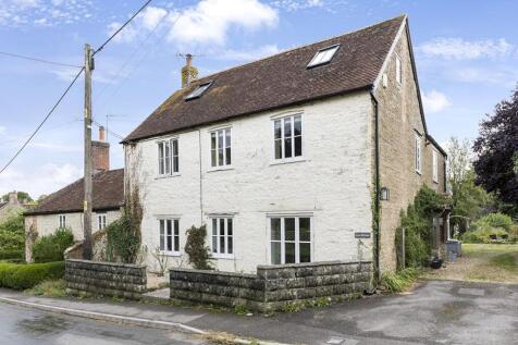 5 bedroom semi-detached house for sale