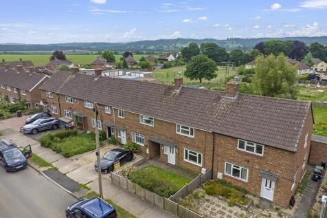 St. Aldhelms Road   Sherborne 2 bed terraced house for sale
