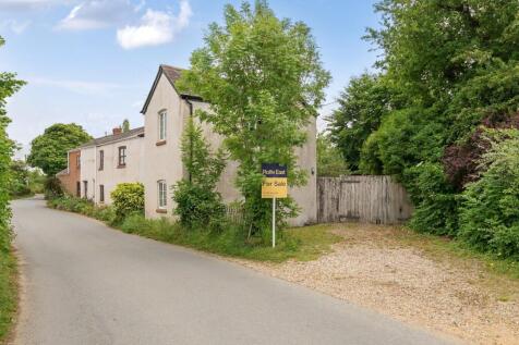 Buckland Newton, Dorchester 3 bed semi