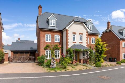 Mildenhall Road, Sherborne 5 bed detached house for sale