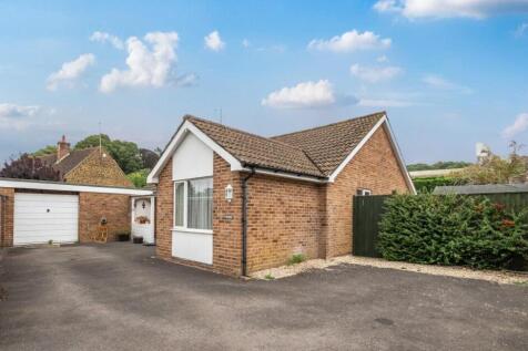 Westbury, Sherborne 3 bed detached bungalow for sale