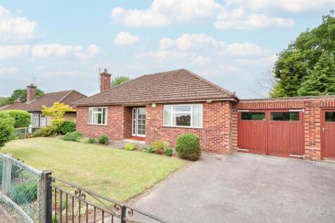 Lark Hill Crescent, Ripon 3 bed detached bungalow for sale