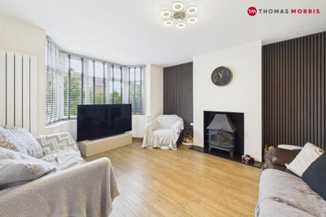 Prospect Road, Biggleswade SG18 3 bed semi