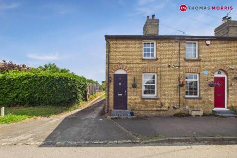 Cambridge Road, Biggleswade SG18 2 bed end of terrace house for sale