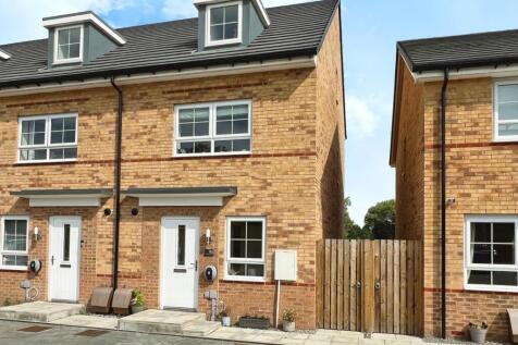 Leafcutter Way, West Yorkshire BD19 4 bed end of terrace house for sale