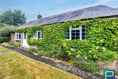 Longhorsley, Morpeth, Northumberland... 3 bed cottage for sale
