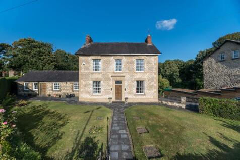 Cliff House, 14 East Mount, Malton... 4 bed detached house for sale