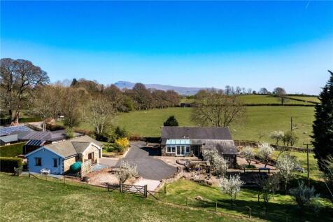 Westhouse, Carnforth LA6 5 bed bungalow for sale