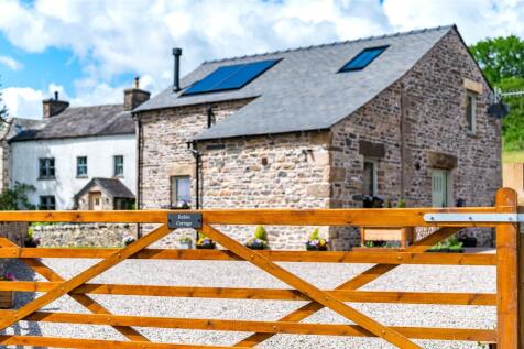 2 bedroom barn conversion for sale