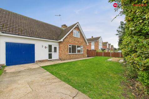 Green End Road, Huntingdon PE28 3 bed semi