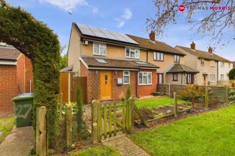 3 bedroom semi-detached house for sale