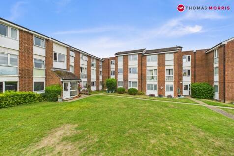 Tennyson Close, Hertfordshire SG8 2 bed apartment for sale