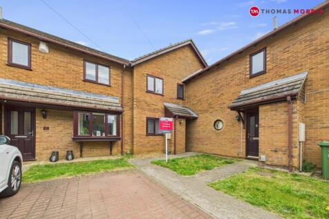 Grosvenor Gardens, Cambridgeshire PE19 2 bed terraced house for sale