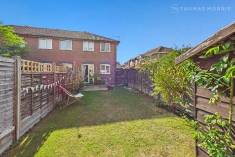Bodiam Way, St. Neots PE19 2 bed end of terrace house for sale