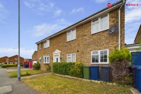 Erica Road, Cambridgeshire PE27 4 bed semi