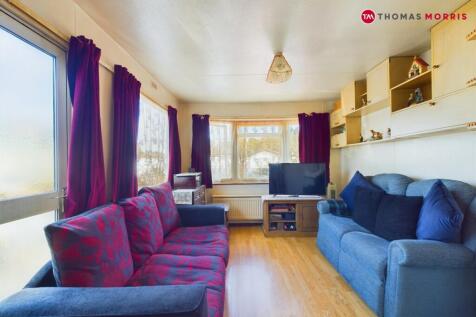 The Grove, Old Hurst PE28 2 bed detached house for sale