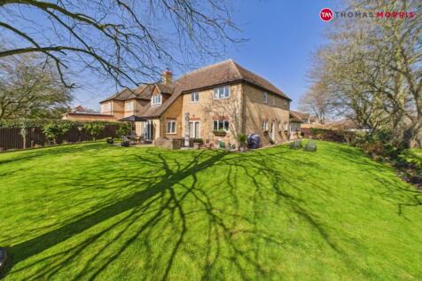 Laxton Grange, Huntingdon PE28 5 bed detached house for sale