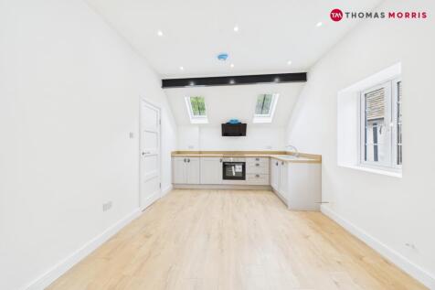 Free Church Passage, Cambridgeshire PE27 2 bed end of terrace house for sale