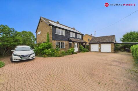 High Street, Huntingdon PE28 5 bed detached house for sale