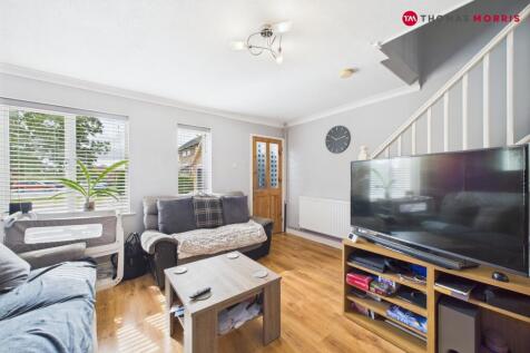 Edinburgh Drive, Cambridgeshire PE27 3 bed terraced house for sale