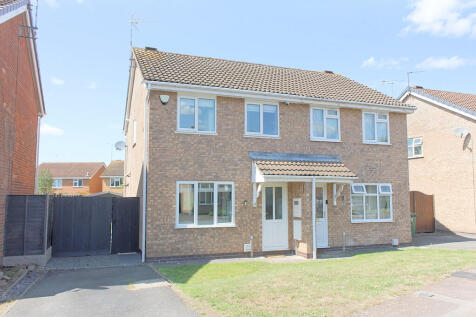 Coulson Close, Whetstone, Leicester 3 bed semi