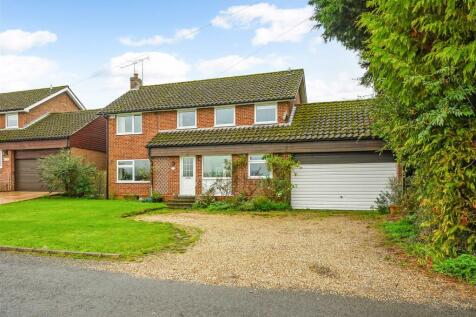 Hurstbourne Priors 4 bed detached house for sale