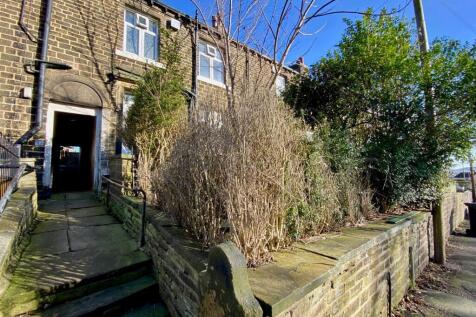 Burfitts Road, Oakes, Huddersfield 3 bed terraced house for sale