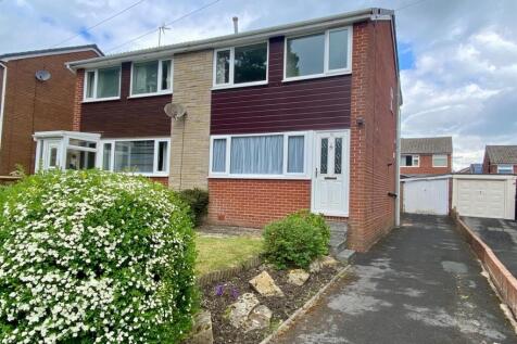 Kirkroyds Lane, New Mill, Holmfirth 3 bed semi