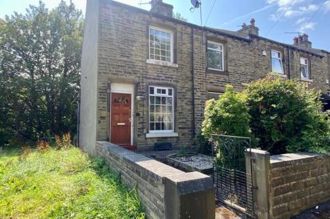 Sunningdale Road, Huddersfield 2 bed end of terrace house for sale