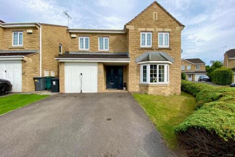 Thorgrow Close, Fenay Bridge... 4 bed detached house for sale