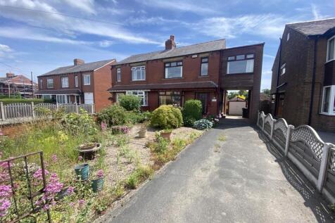 Huddersfield Road, Liversedge 4 bed semi
