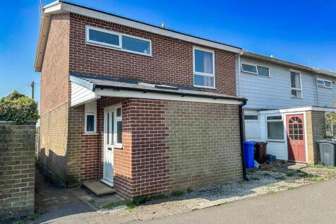 3 bedroom end of terrace house for sale