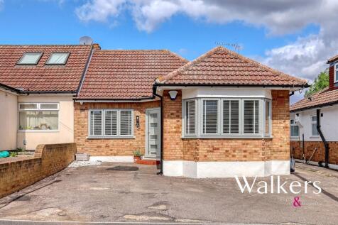 3 bedroom semi-detached bungalow for sale