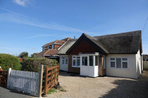 Clayton Road, Selsey 2 bed detached bungalow for sale