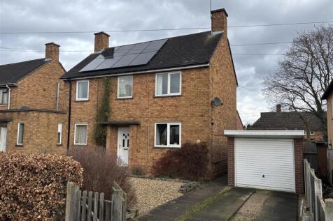 Imperial Avenue, Westcotes 3 bed link detached house for sale