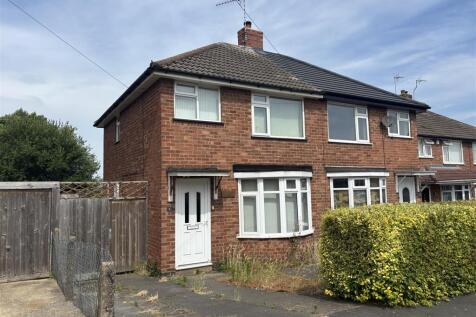 Ledwell Drive, Glenfield, Leicester 3 bed semi