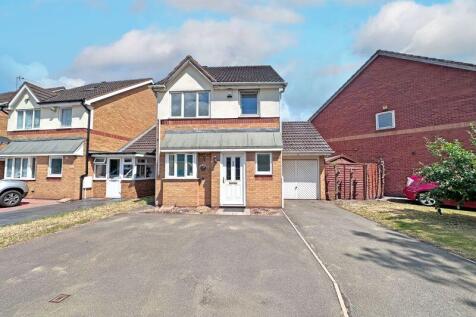 Dudley Road East, TIVIDALE, OLDBURY... 3 bed detached house for sale