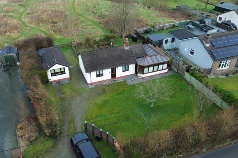 1 bedroom detached bungalow for sale