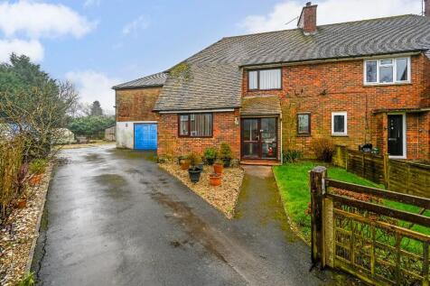 4 bedroom semi-detached house for sale