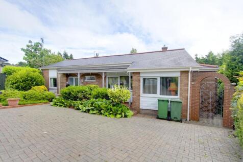 Sunningdale Close, Lakeside, Cardiff 3 bed detached bungalow for sale