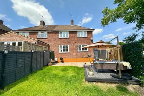 3 bedroom semi-detached house for sale